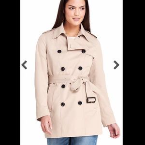 Women’s Petite Cropped Trench Coat
